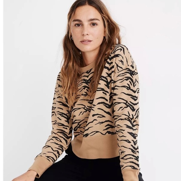 Madewell Crop Sweatshirt in Tiger Stripe - Picture 5 of 12